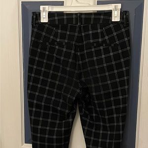 Old Navy Black High-Rise Pixie Windowpane Pant